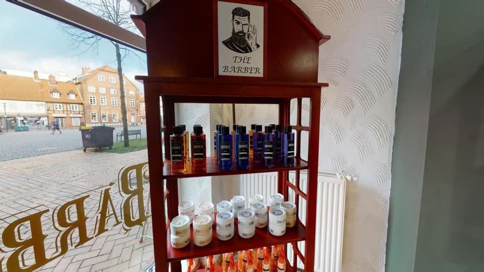 Pflegeprodukte im Salon von The Barber Rendsburg